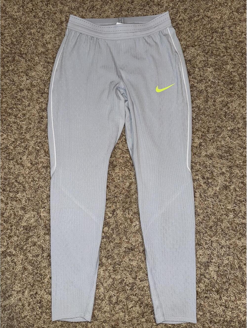 Nike Men’s Strike Elite Dri-FIT ADV Football Pants Sample
